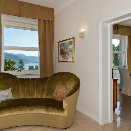 Sleeps 10 Pool Air Con Wifi Villa *