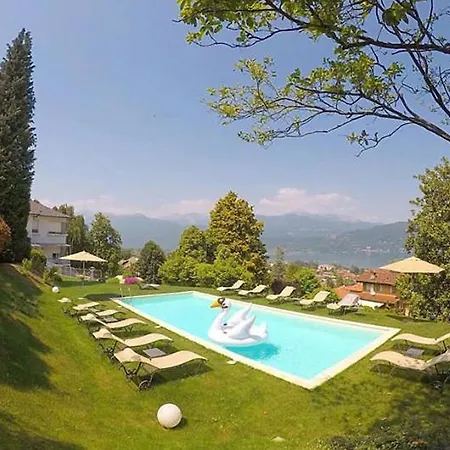 Sleeps 10 Pool Air Con Wifi Villa